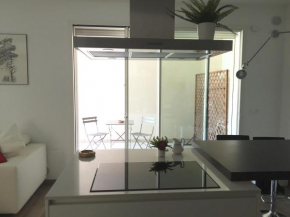 Modern Flat Lecce ++